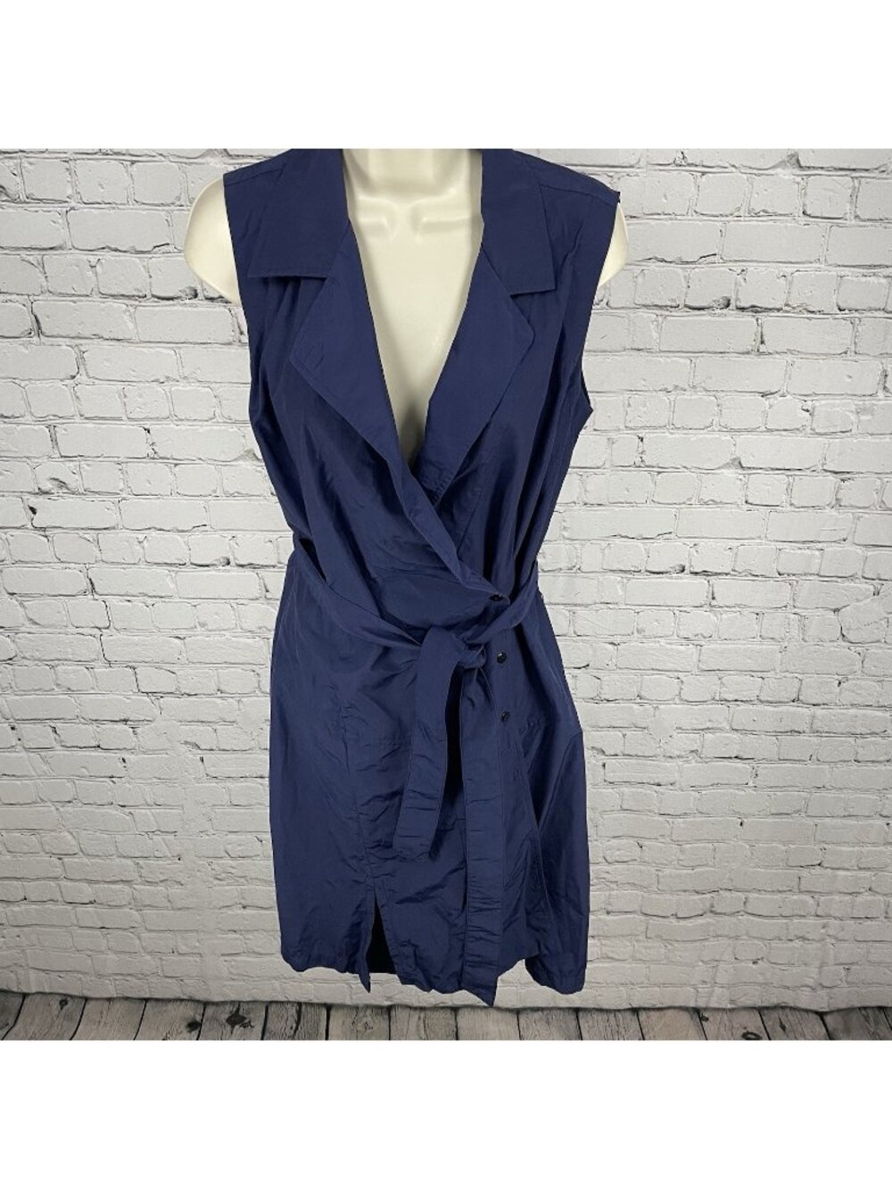 Finley Navy Sleeveless Belted Collar Buttoned Shirt Dress USA Made Size Small S